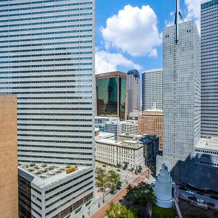26Th Fl Bold Cozysuites With Pool, Gym ダラス エクステリア 写真
