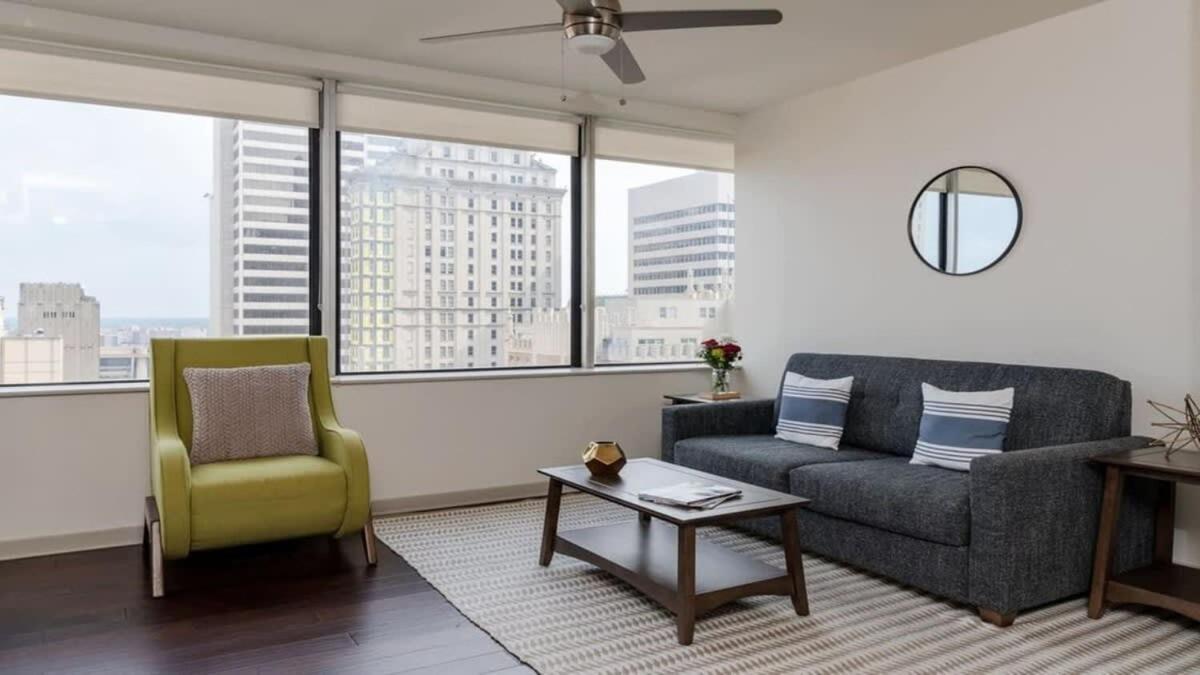 26Th Fl Bold Cozysuites With Pool, Gym ダラス エクステリア 写真